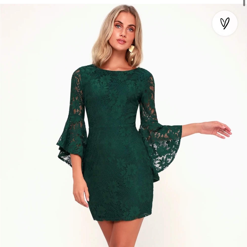 Lulu’s Allure ‘Em In Forest Green Lace Flounce Sleeve Dress